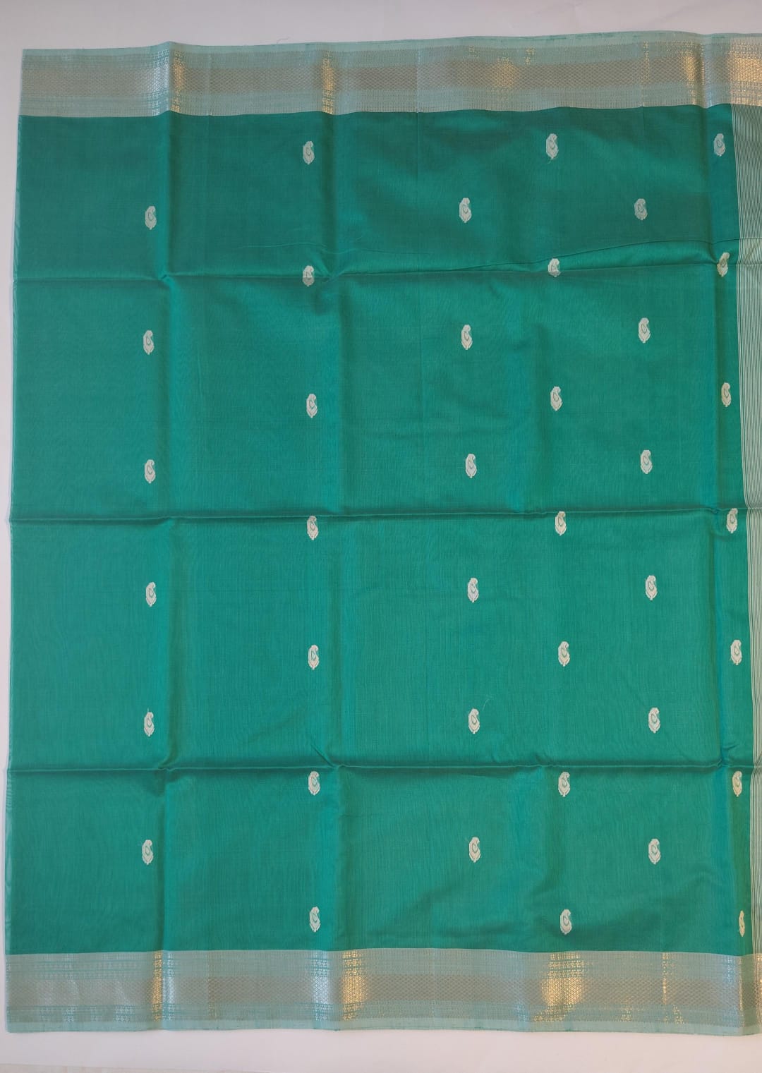 Maheshwari Handloom Silk-Cotton Saree – Emerald Green