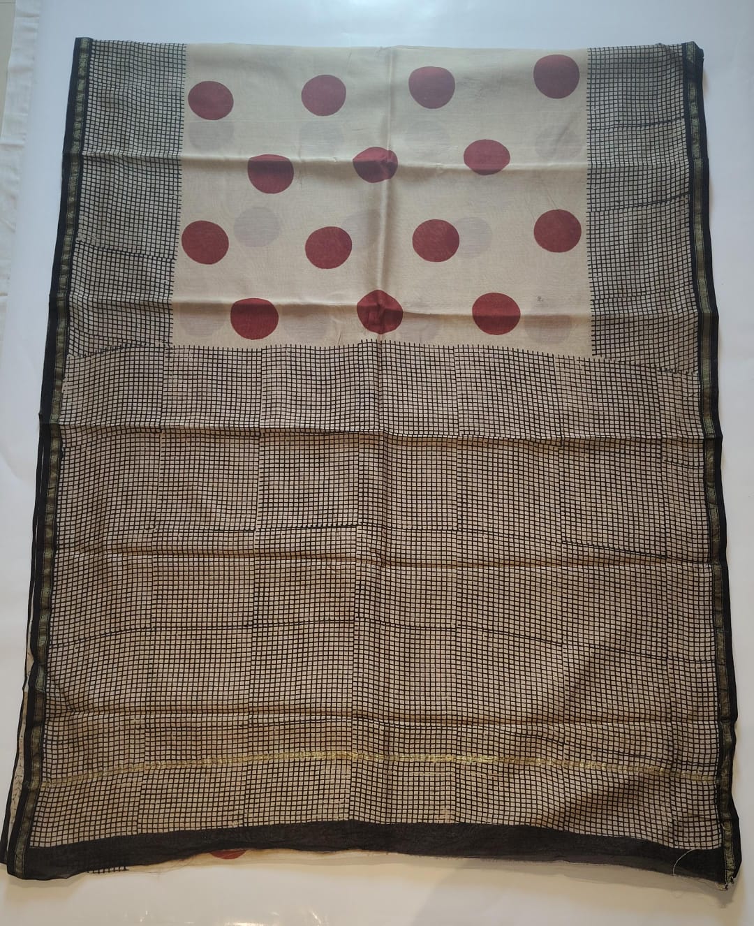 Chanderi Printed Saree – Ivory Noir Polka