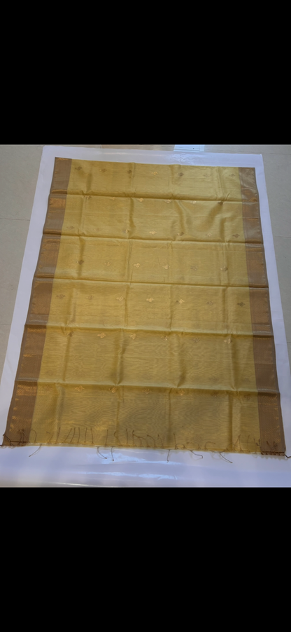 Handwoven Pista Green Maheshwari Saree with Blouse Piece