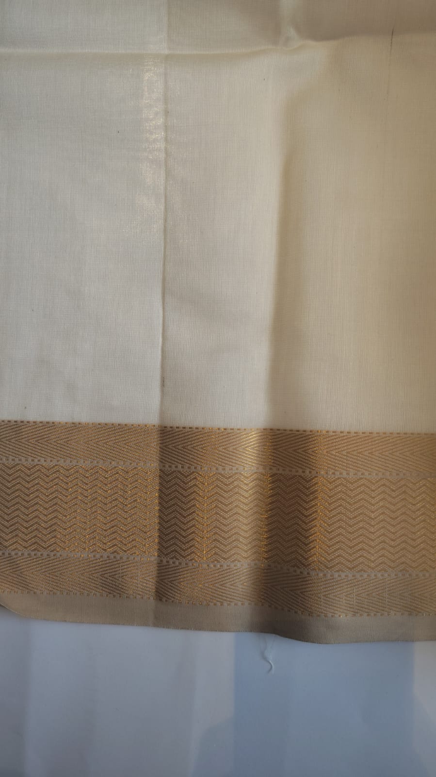 Maheshwari Handloom Silk-Cotton Saree – Ivory White
