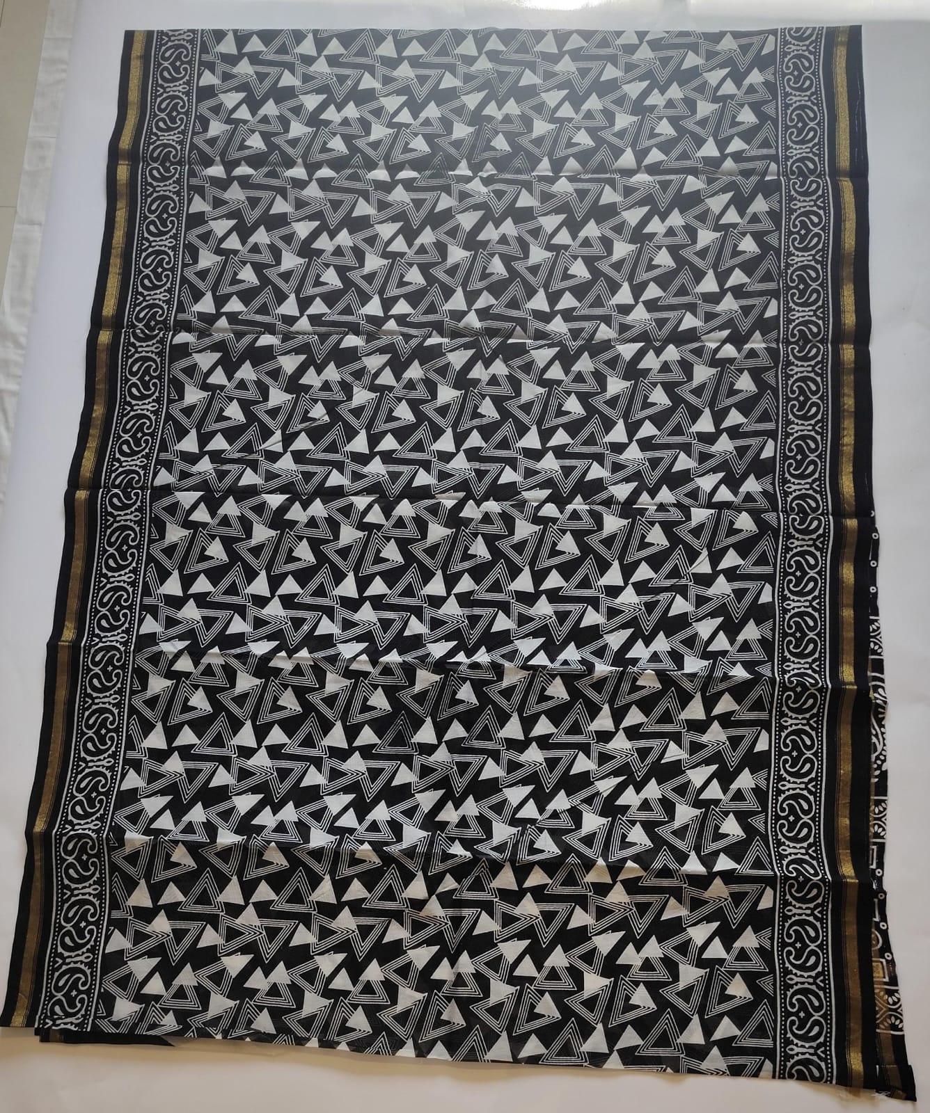 Chanderi Printed Saree – Midnight Black Triangle Print