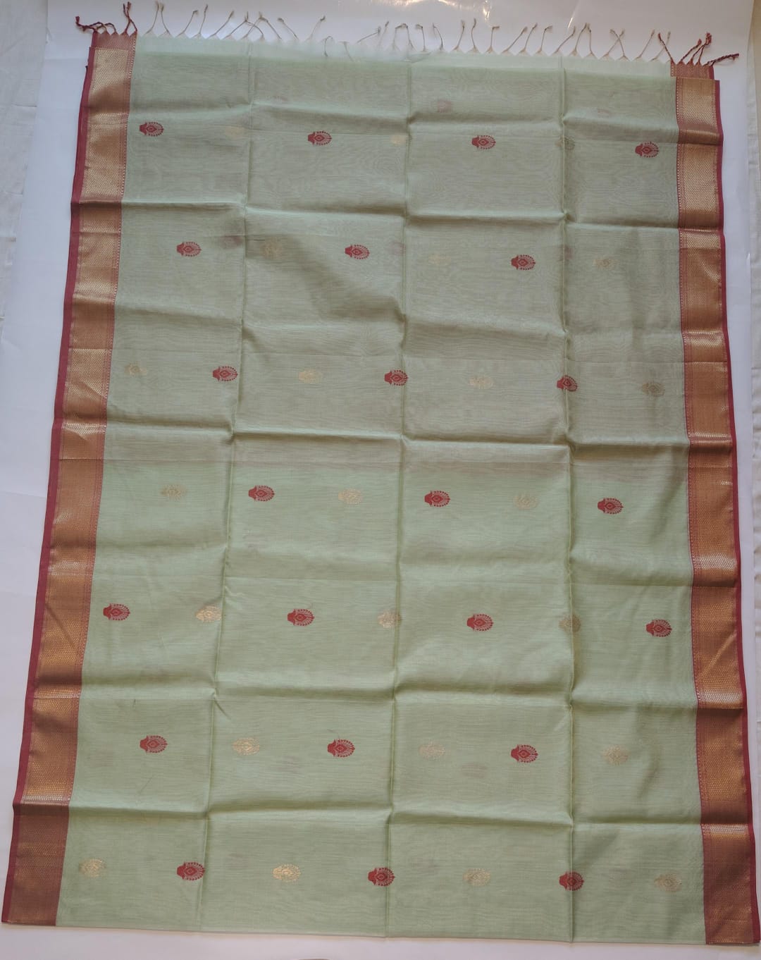 Maheshwari Handloom Silk-Cotton Saree – Pista Green