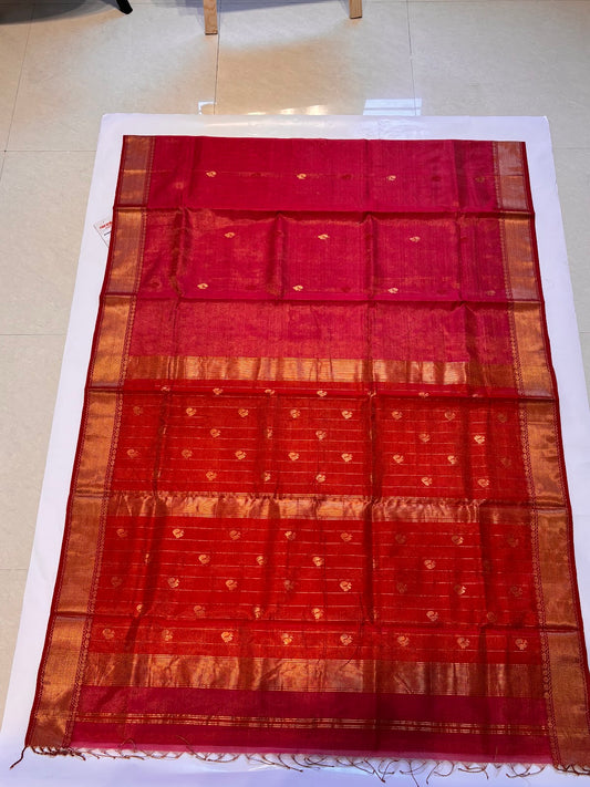 Handwoven Vibrant Pink Maheshwari Saree with Rich Zari Border