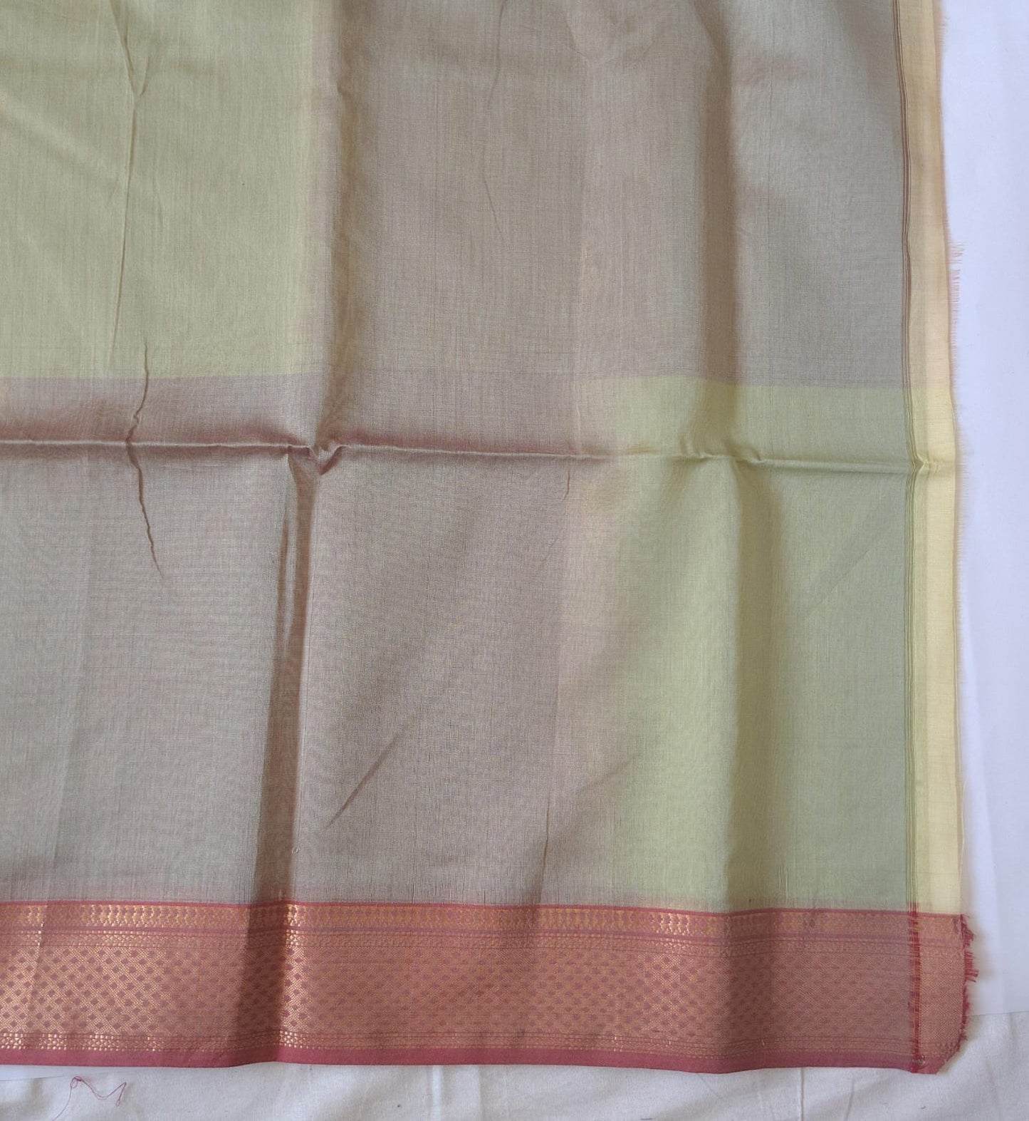 Maheshwari Handloom Silk-Cotton Saree – Green & Red