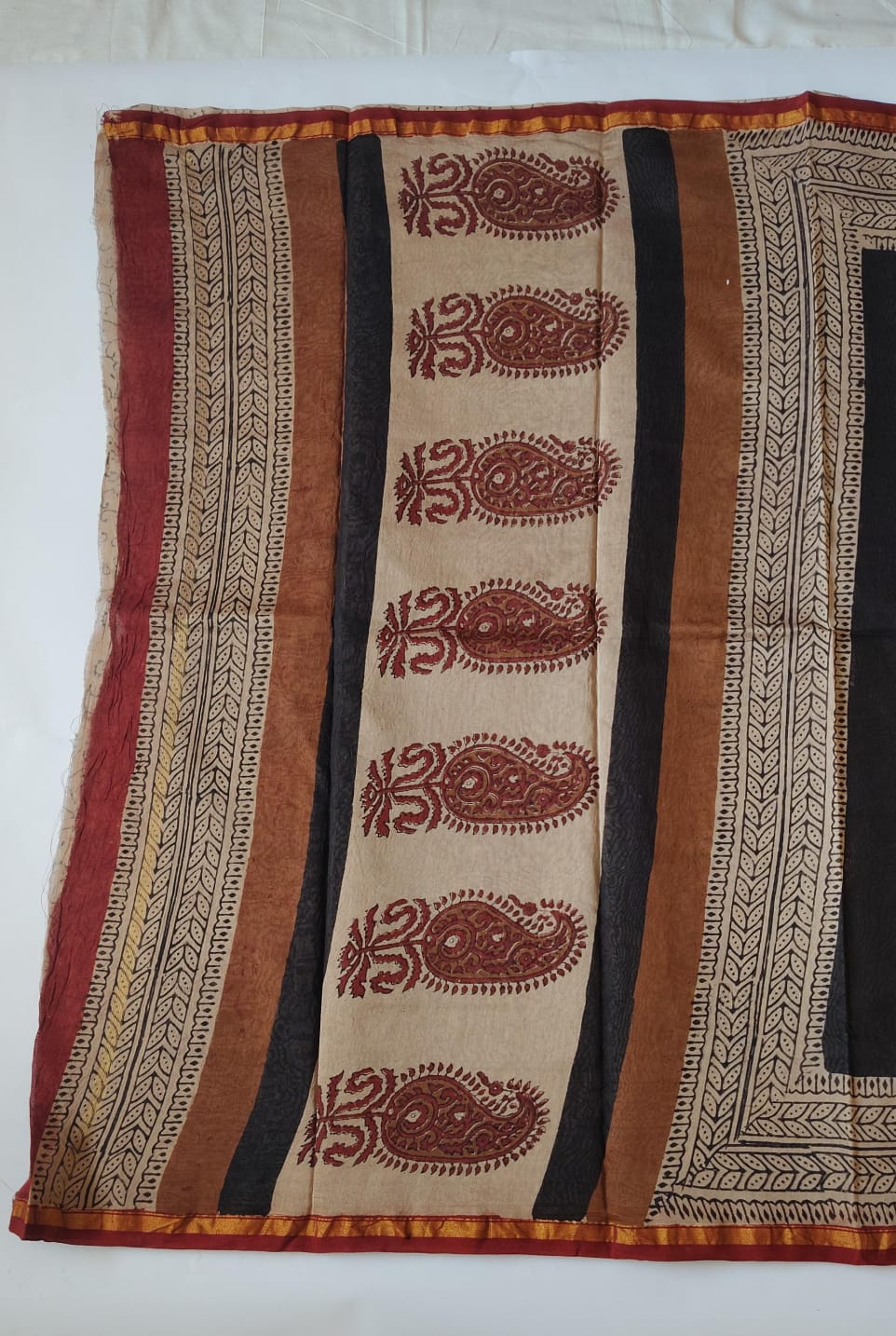 Chanderi Printed Saree – Crimson & Earthy Brown