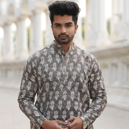 The Aara Men's Kurta - Masterpiece 4