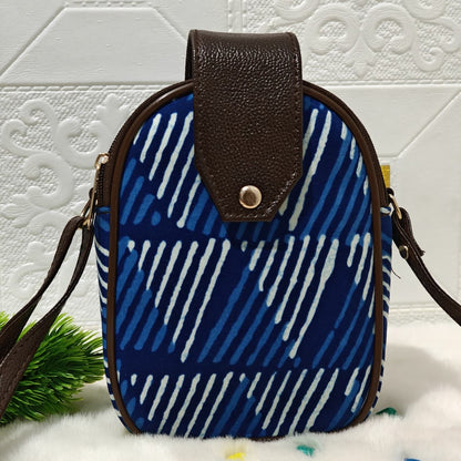 The Aara Mobile Sling - Masterpiece 2