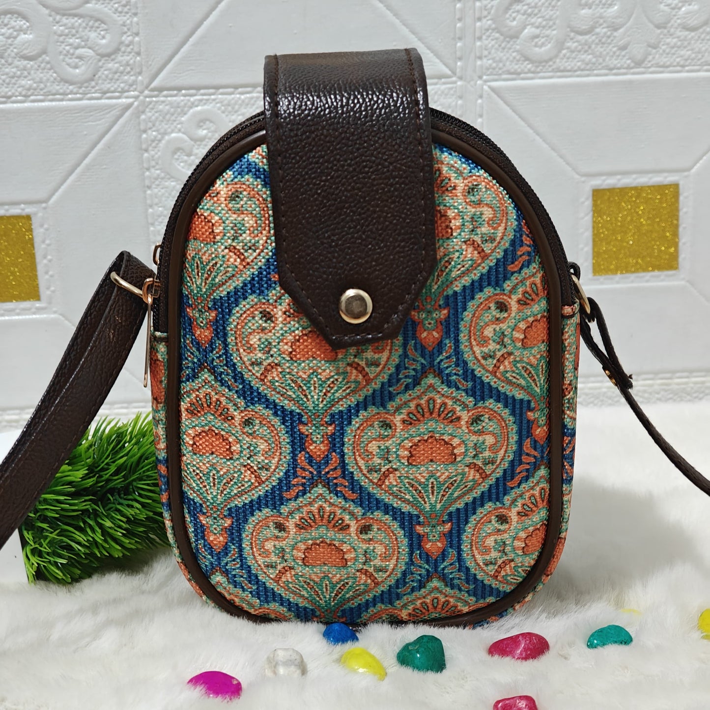 The Aara Mobile Sling - Masterpiece 2